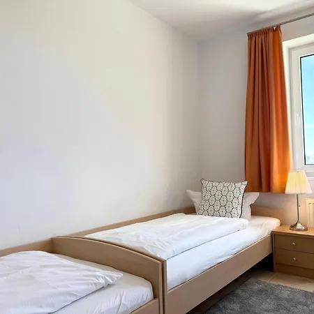 Апартаменты Haus Am Waldbad Whg 1 *